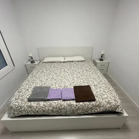 Precioso Apartamento En * Premia De Dalt